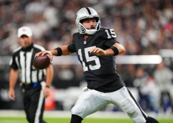 Gardner Minshew signed a one-year contract with the Kansas Metropolis Chiefs