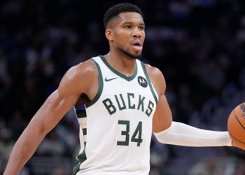 Total NBA Offseason Will Hinge On Giannis Antetokounmpos Resolution With Bucks