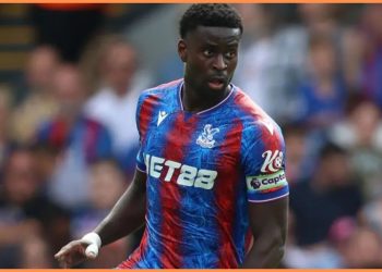 Premier League rivals competing to signal defender