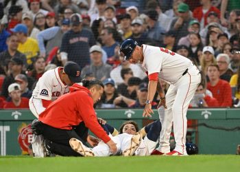 Crimson Sox 1B Triston Casas on IL with ruptured patellar tendon