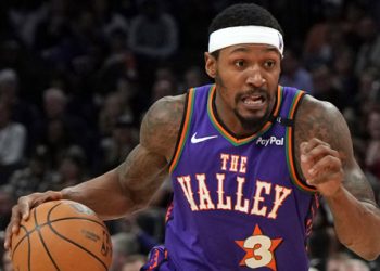 Suns Coach Candidates Have been Requested How They Would Make the most of Bradley Beal