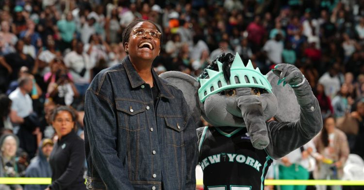 WNBA: Don’t underestimate Jonquel Jones’ impression on the New York Liberty