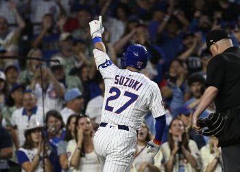 MLB roundup: Kyle Tucker, Cubs crush Cardinals 11-0
