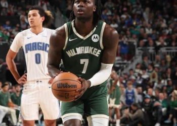 Bucks Re-Signal Chris Livingston to One-Yr, $2.3M Contract