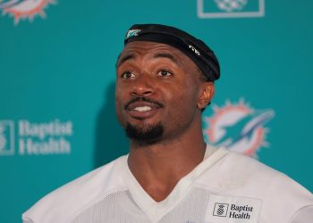 RT Austin Jackson, FB Alec Ingold newest accidents for Dolphins