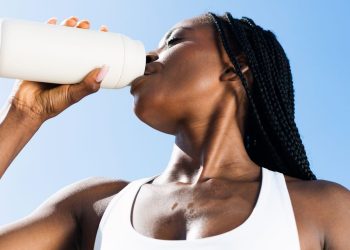 The way to Truly Hydrate Correctly Throughout Your Scorching, Sweaty Out of doors Exercise
