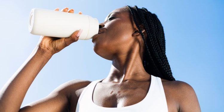 The way to Truly Hydrate Correctly Throughout Your Scorching, Sweaty Out of doors Exercise
