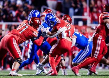 Finest 2025 School Soccer Video games within the West by Week