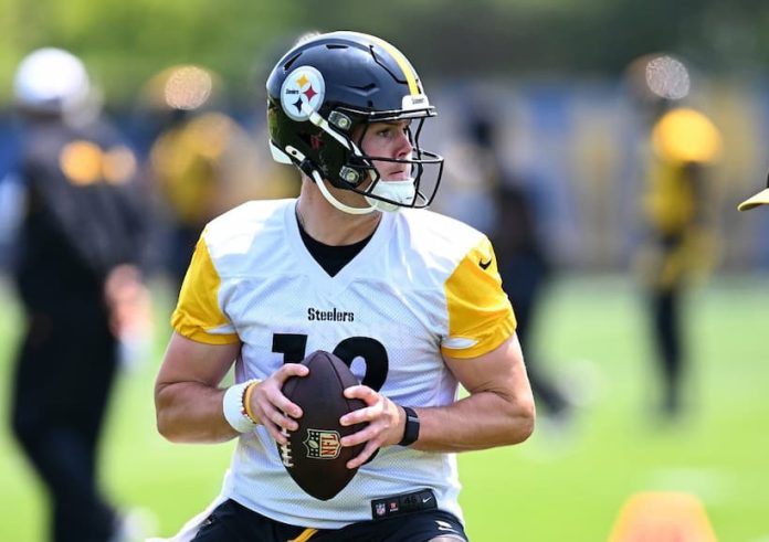 Steelers rookie Will Howard is throwing once more after struggling a fractured pinkie