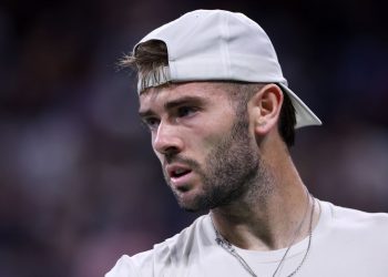 US Open: Jacob Fearnley’s hopes ended by third seed Alexander Zverev in second spherical | Tennis Information