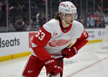 Prime 10 Fantasy-Related Iron Males – DobberHockey