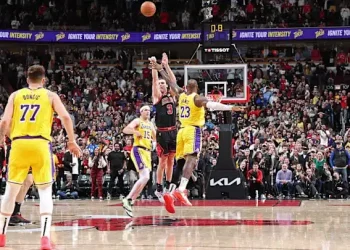 NBA’s Heave Rule Sparks Finish-of-Quarter Creativity – Basketball Insiders