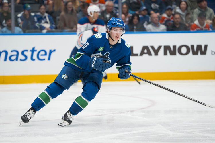 Reside Eye Check from WHL Thunderbirds vs. Giants – DobberHockey