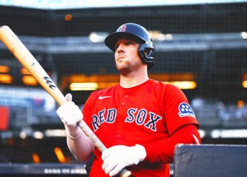 3 Greatest MLB Free Agent Suits for Alex Bregman if he Leaves The Pink Sox