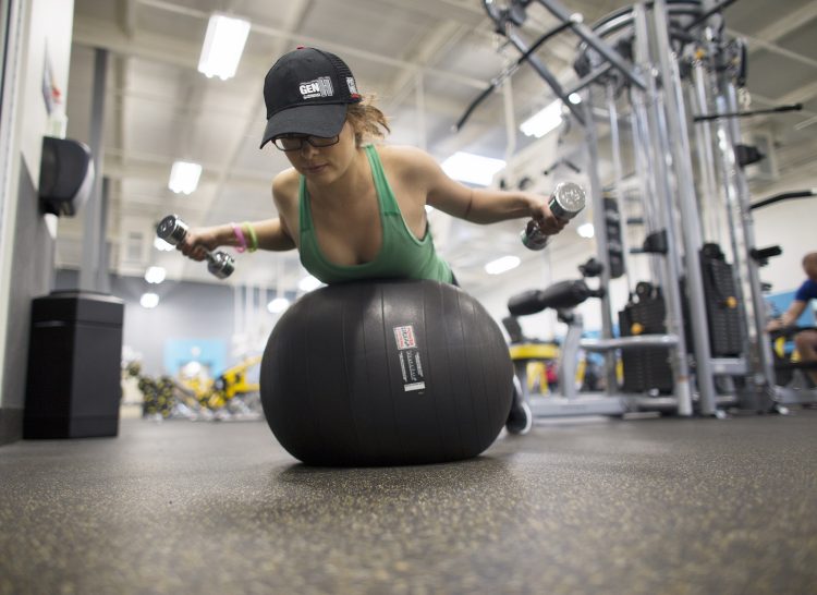 Dumbbell Pullover: Correct Kind & Advantages