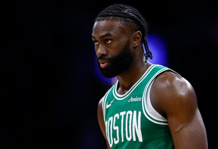 Jaylen Brown Says He’d Win 1-on-1 vs. Steph Curry – Basketball Insiders