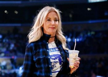 Lakers Sale Reveal: Household Infighting Earlier than Historic $10B Deal – Basketball Insiders