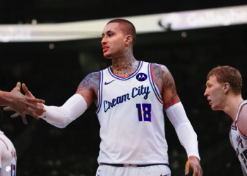 Kyle Kuzma Drops 31-Level Double-Double as Bucks Outlast Bulls