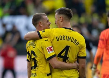 Barcelona thinking about Dortmund defensive duo