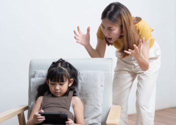 Mother Rage: Why It Occurs and What It’s Actually Attempting to Inform You