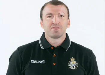 Manuchar Markoishvili to guide Monaco towards Olympiacos