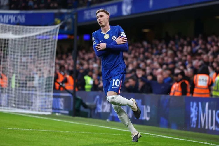 Cole Palmer claims he has ‘no plans to maneuver from Chelsea’ amid Manchester United curiosity