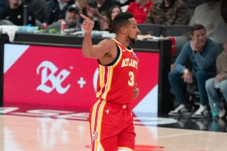 McCollum spoils Knicks once more to guide Hawks 109-108 and 2-1 lead