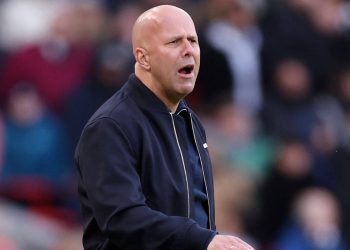 Chelsea make strategy to signal Liverpool star who’s “not seeing eye-to-eye” with Slot