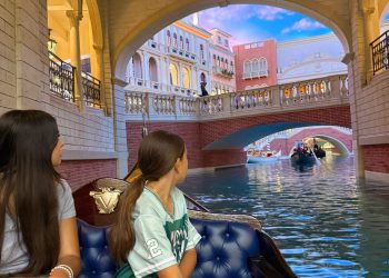 what to do in Vegas with tweens and youths